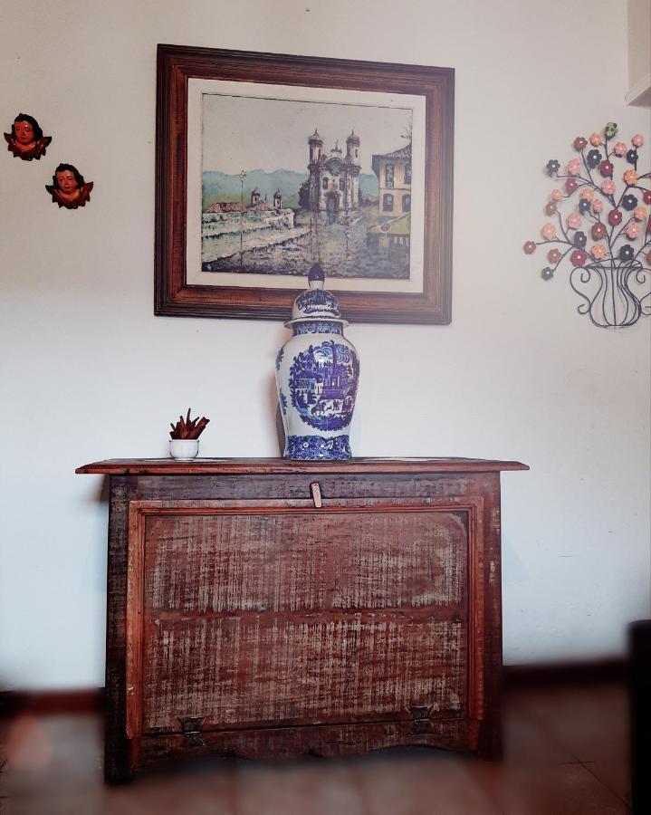 Hospedaria E Hostel Da Deia オウロ・プレット エクステリア 写真