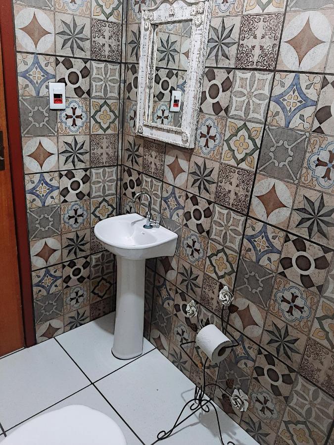 Hospedaria E Hostel Da Deia オウロ・プレット エクステリア 写真